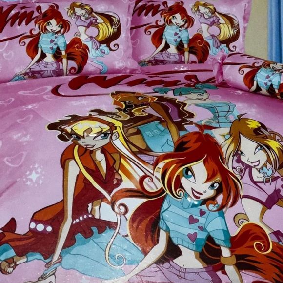 NIP Winx 2 Queen Duvet Set - Picture 4 of 4